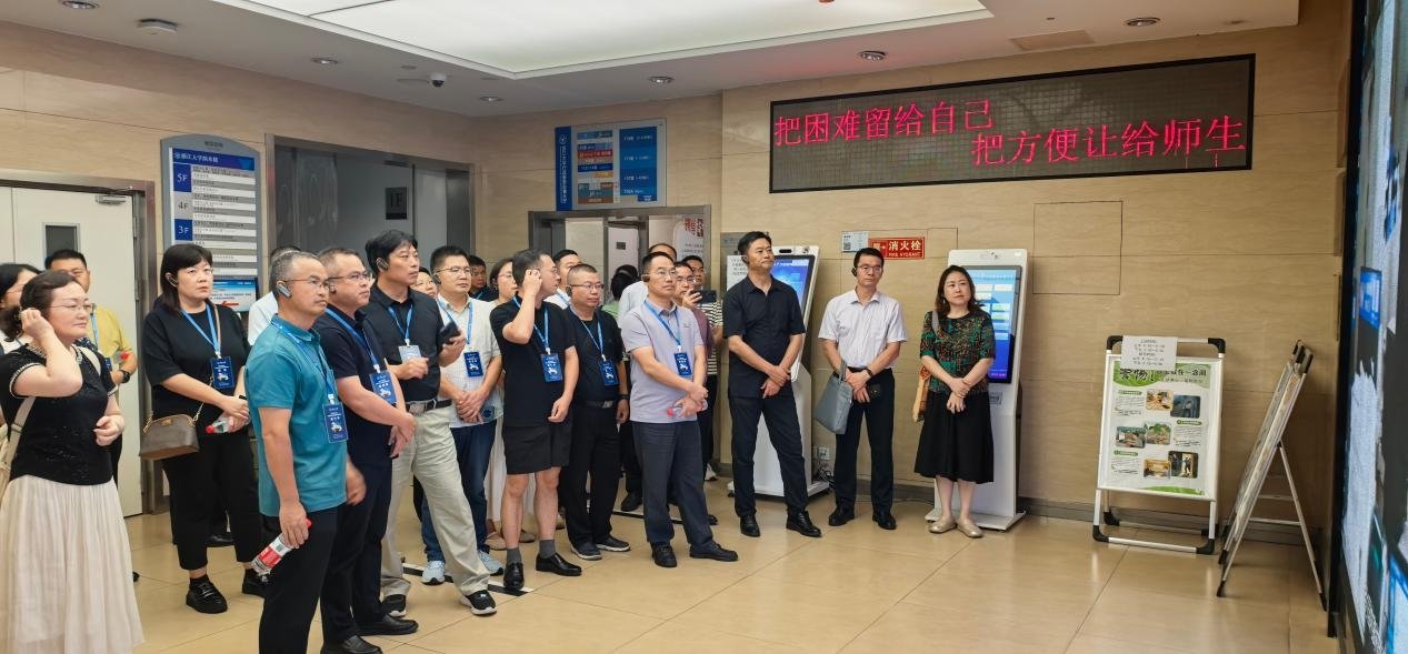博士生导师叶高翔教授代表浙江大学致欢
